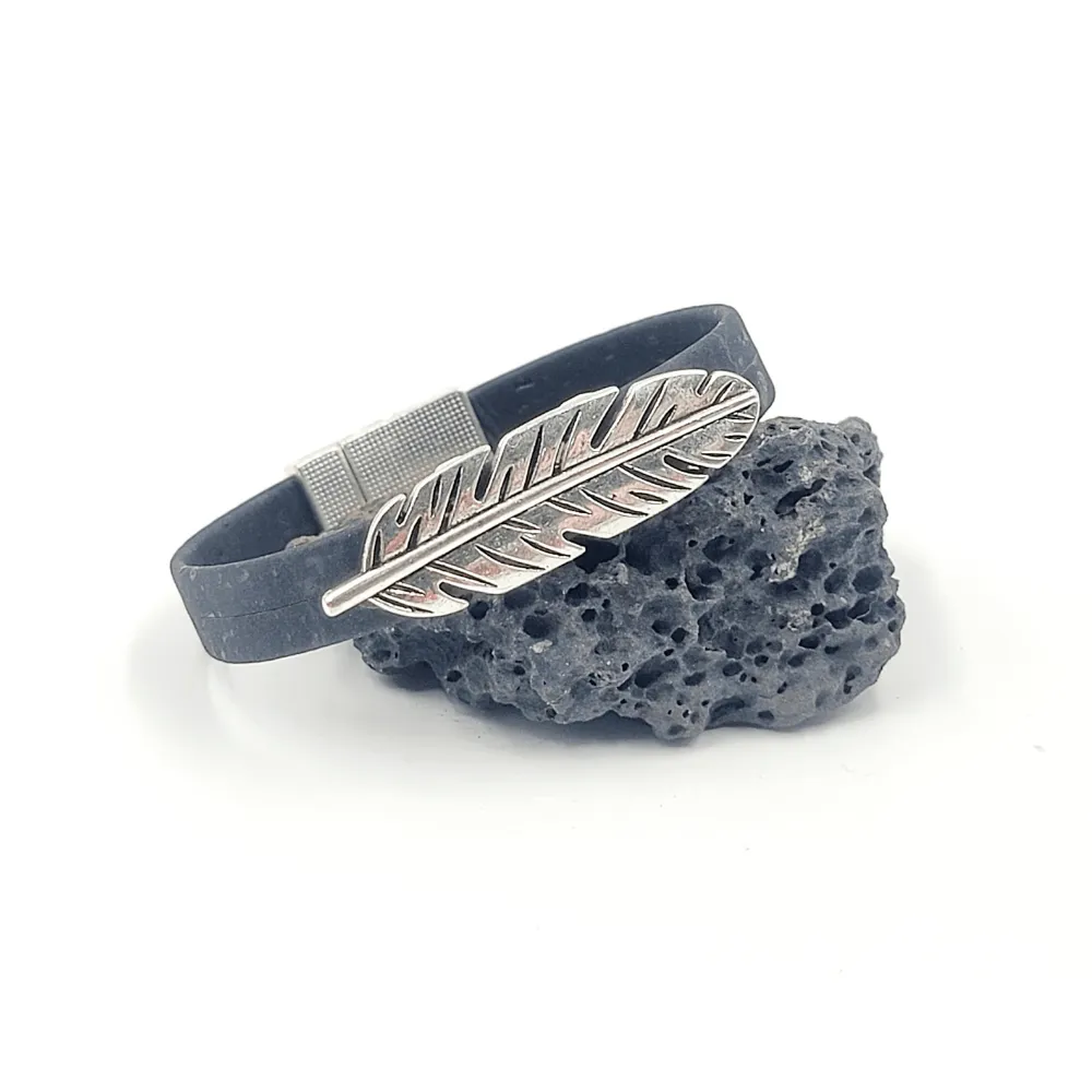 Feather Cork Charm Magnetic Bracelet